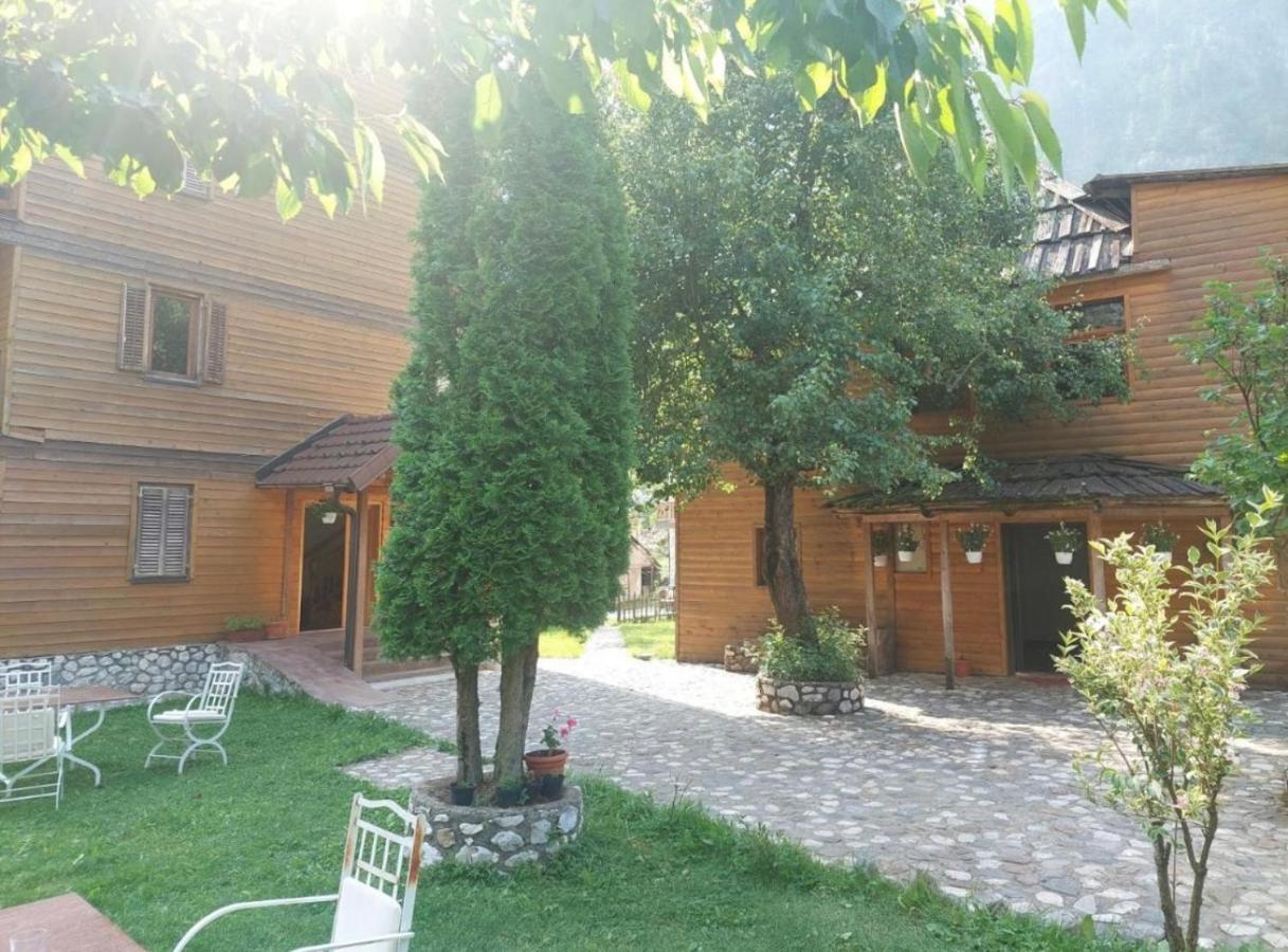 Residence: Quku I Valbones Exterior photo