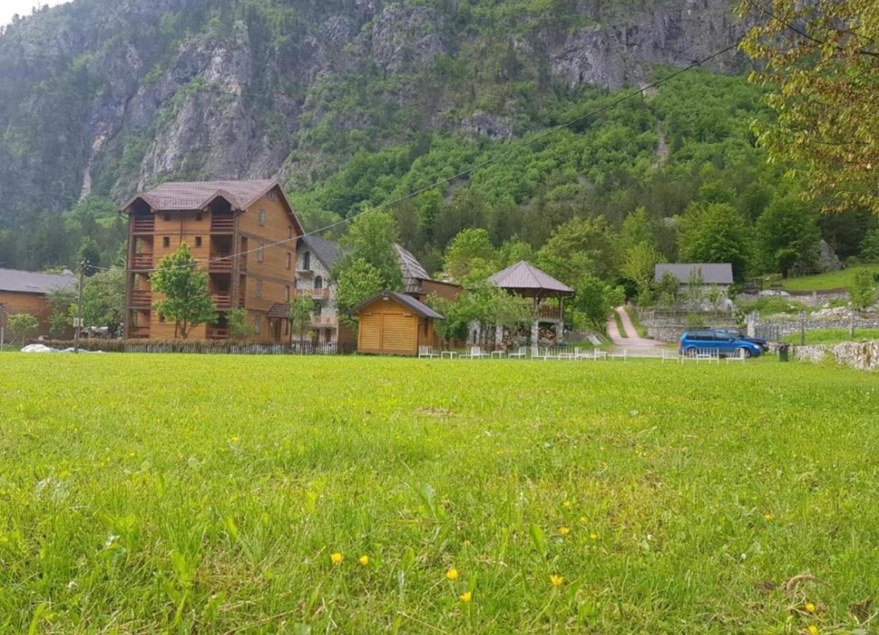 Residence: Quku I Valbones Exterior photo